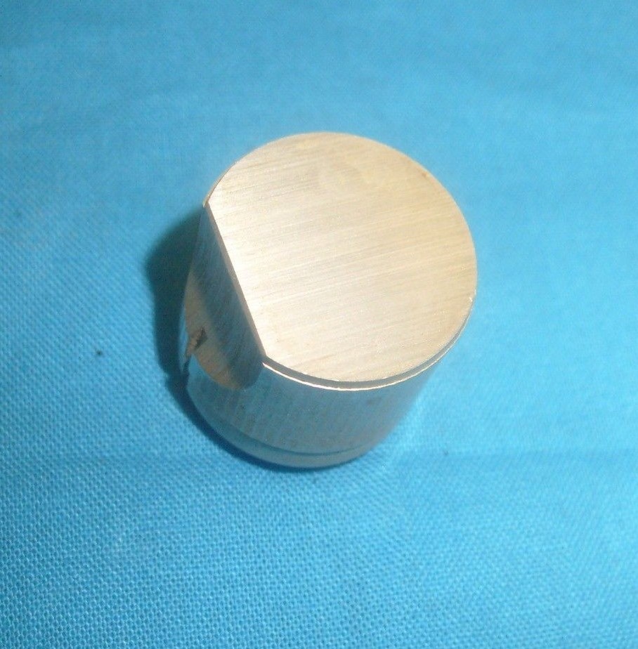 LXI Series AM/FM Receiver. Model 564. 92581050 front control  KNOB - part / a3