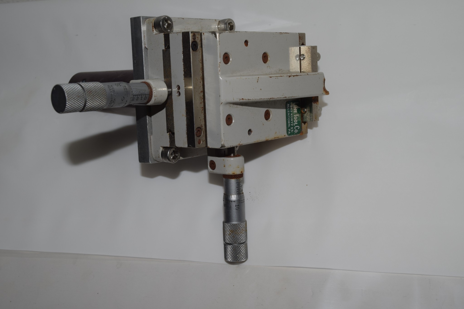 ^^ LINE TOOL CO LINEAR STAGE (MAB150)