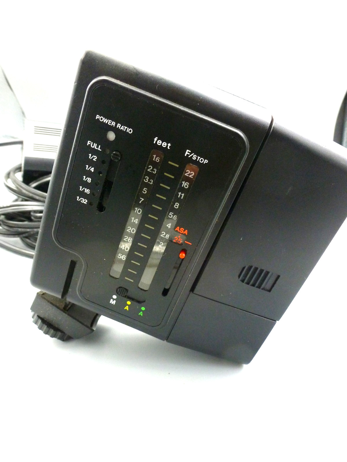 SUNPAC AUTO 322 STROBE WITH GRIP AND AC ADAPTER -99