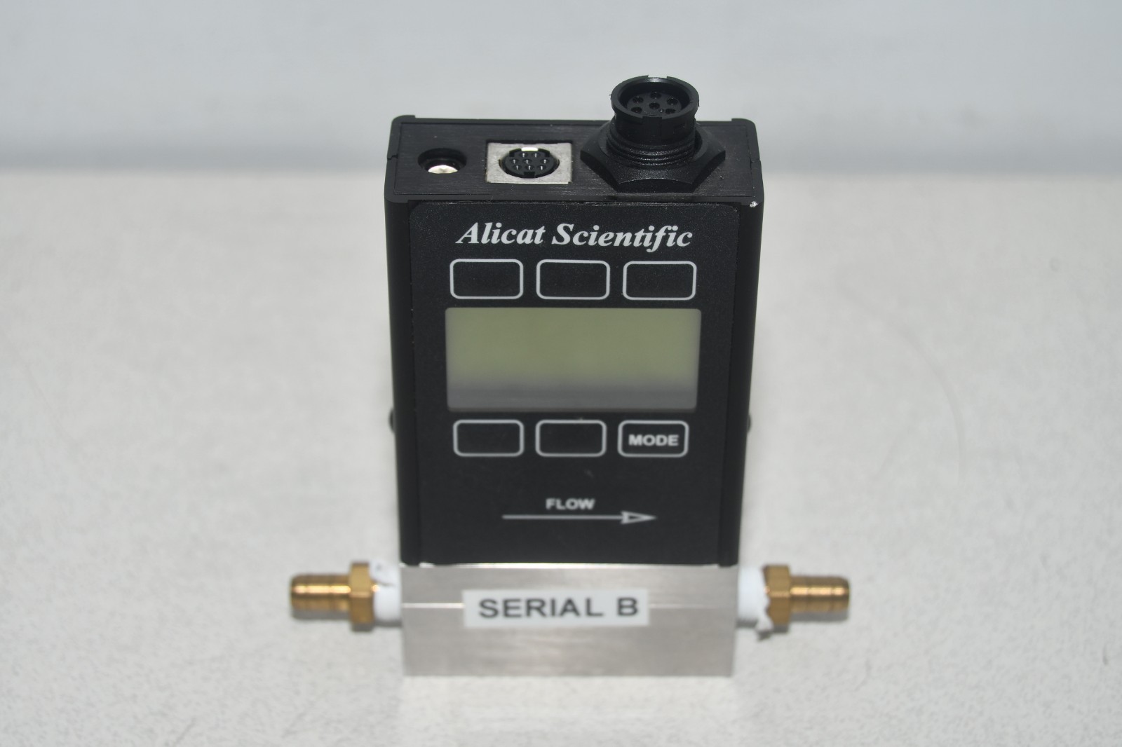 ^ Alicat P-100PSIG-D-I/10P Range: 150 PSIG Flow Controller #X8366