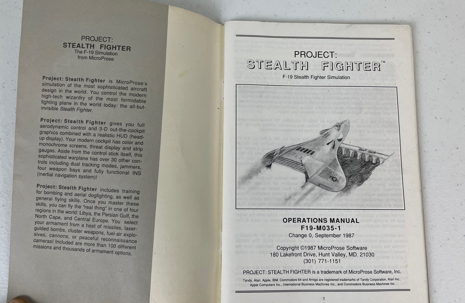 Vintage Microprose Project Stealth Fighter Manual Commodore 64 (1987) Video Game