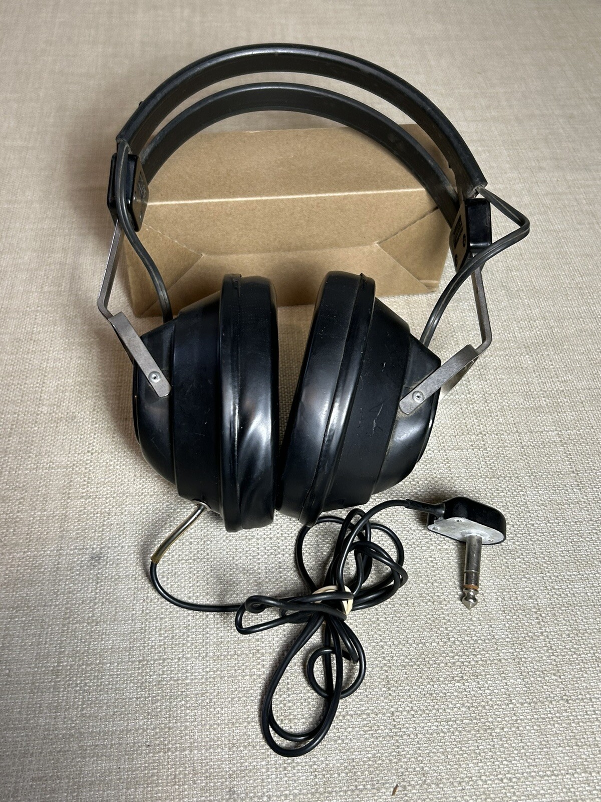 Telex A- 1400 WT. -.75 Lbs FAA TSO C57 CAT-B. Aviation Headphones.