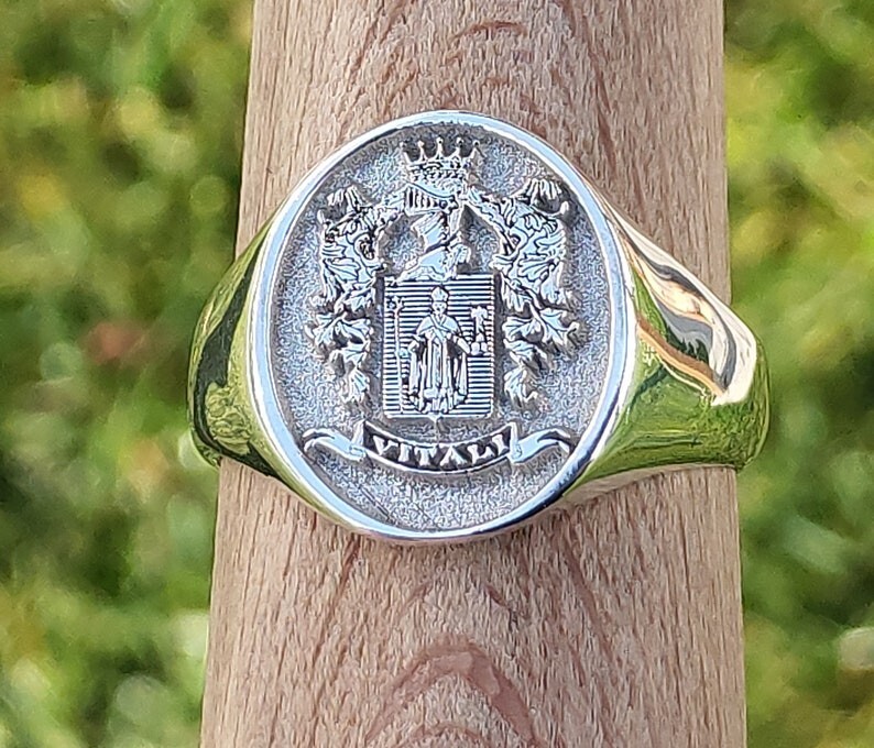 Custom Family Crest Ring – Men's Custom Coat of Arms Ring Silver Signet Jewelry