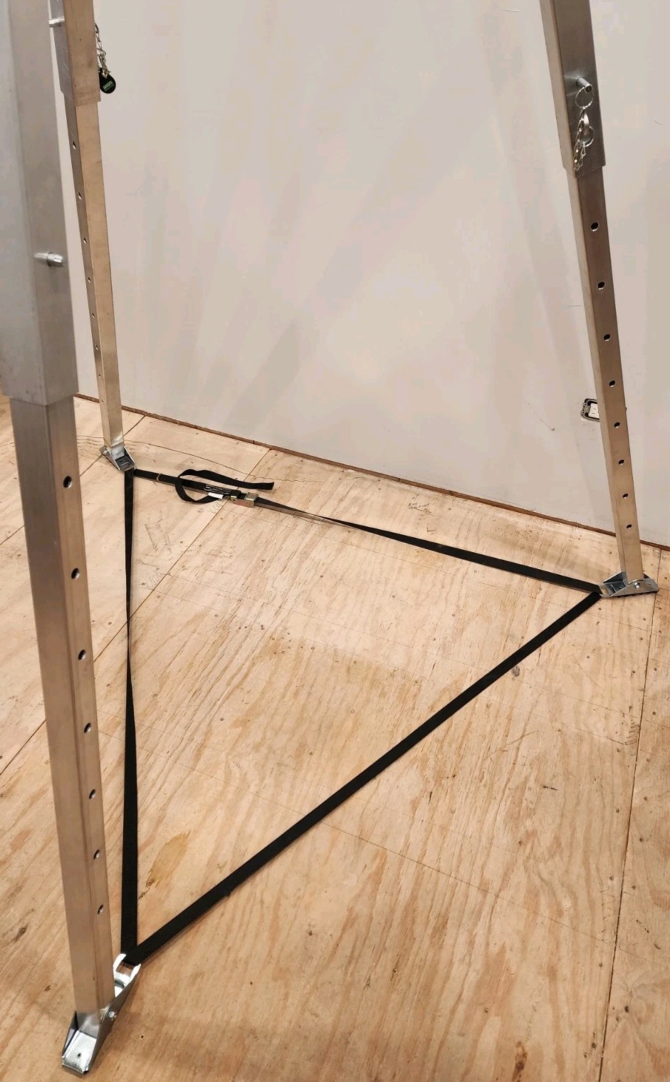 MSA 10102002 Aluminum Workman 8' Tripod