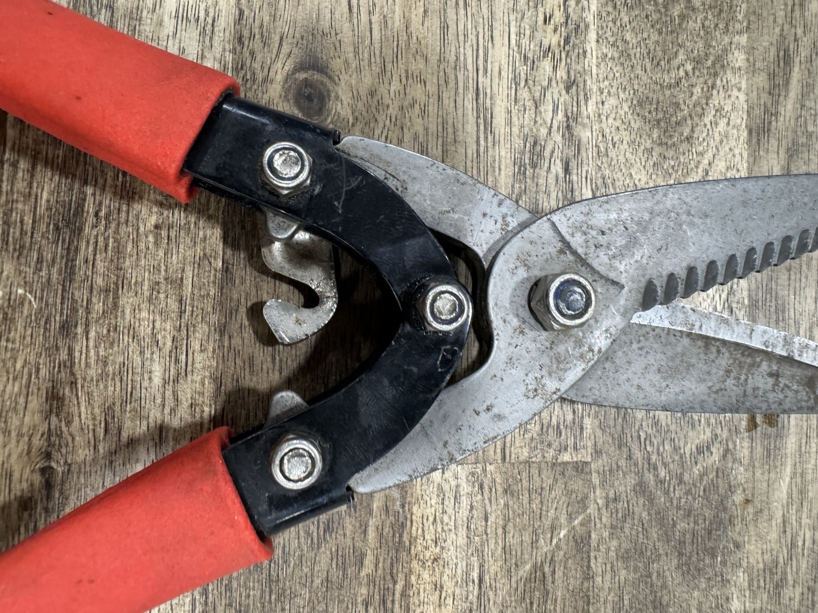 Aviation Snips