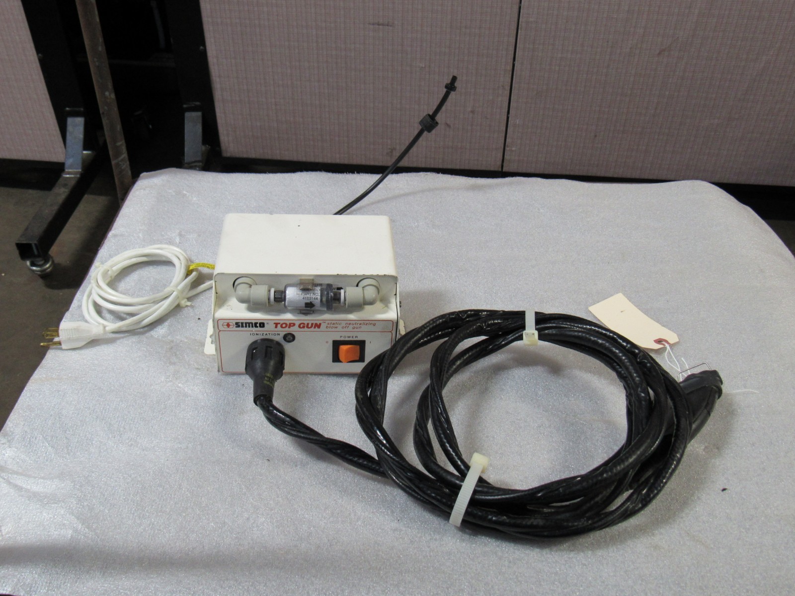 SIMCO TOP GUN STATIC NEUTRALIZING BLOW OFF GUN 4002663 F10 115VAC 10 TO 100PSIG