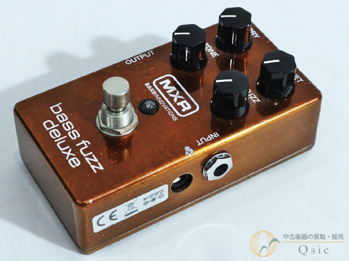 [Used] MXR M84 Bass Fuzz Deluxe Enjoy a variety of fuzz sounds without