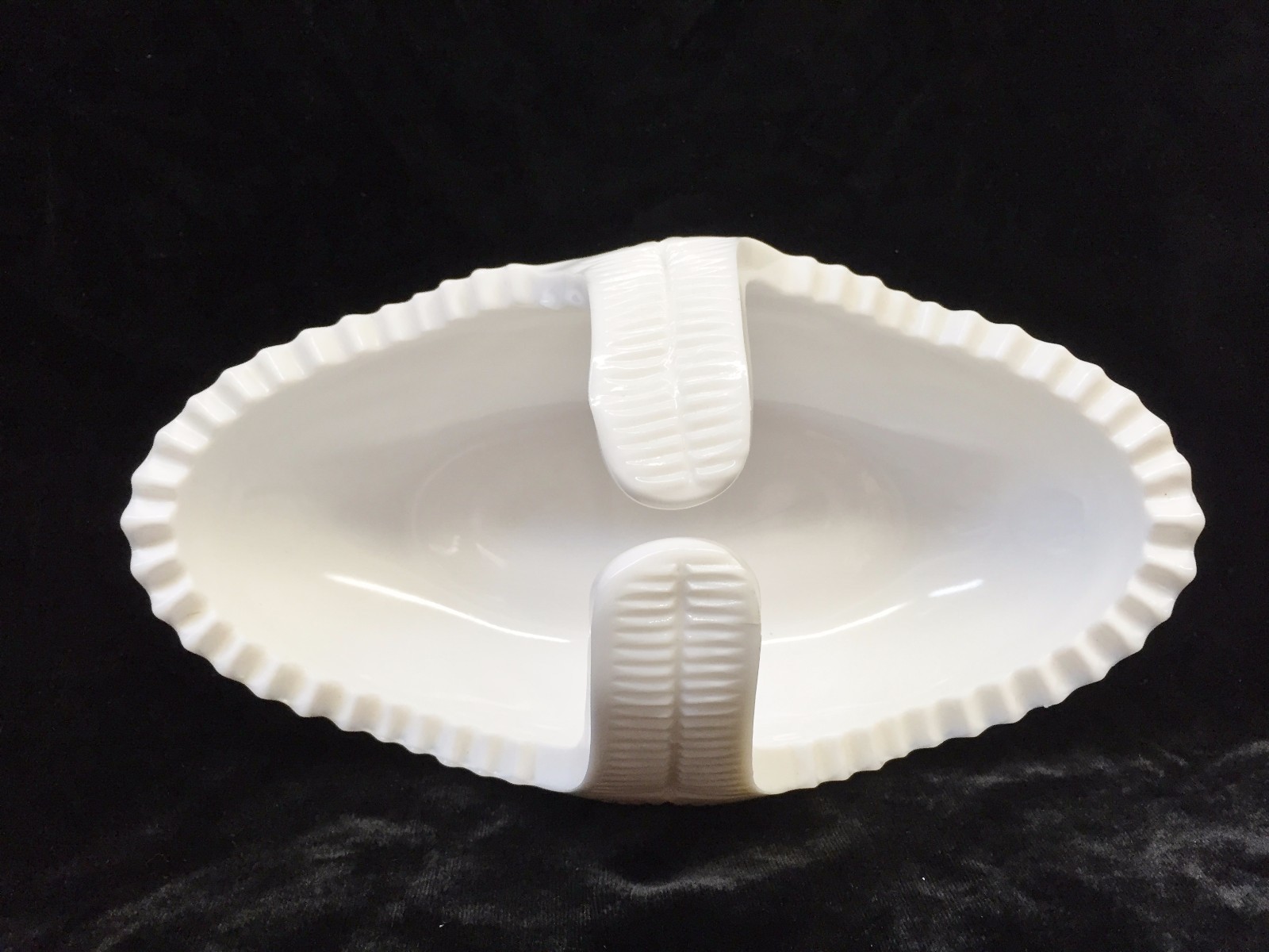 Milk Glass Basket w/Sawtooth Rim