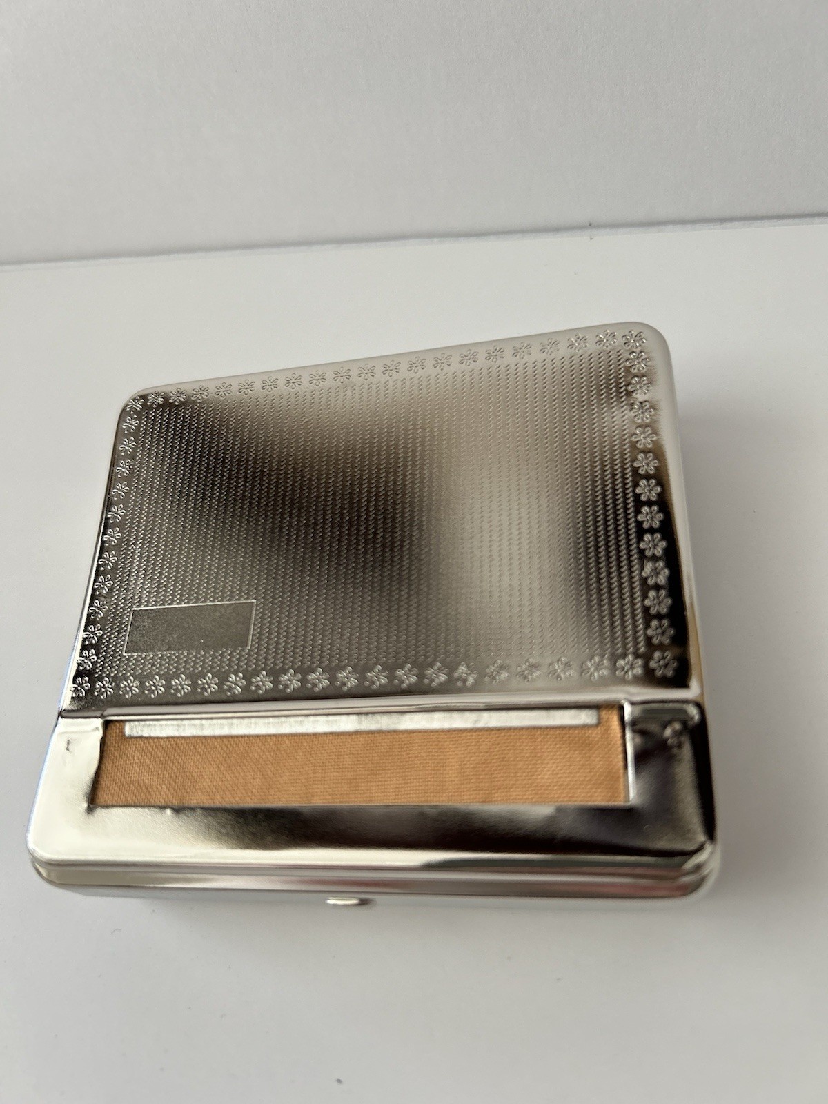 Automatic Tobacco Rolling Machine Tin Box SILVER COLOR (Chrome) NEW