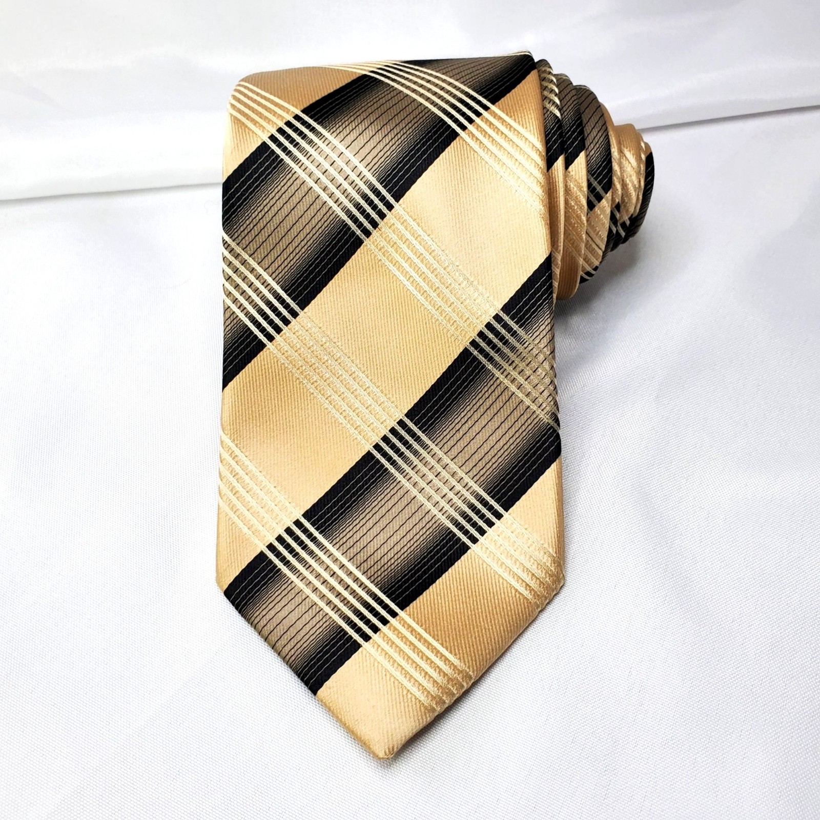 Stacy Adams Gold Black Plaid Mens Microfiber Tie 3.5" Wide 61" Long NWOT