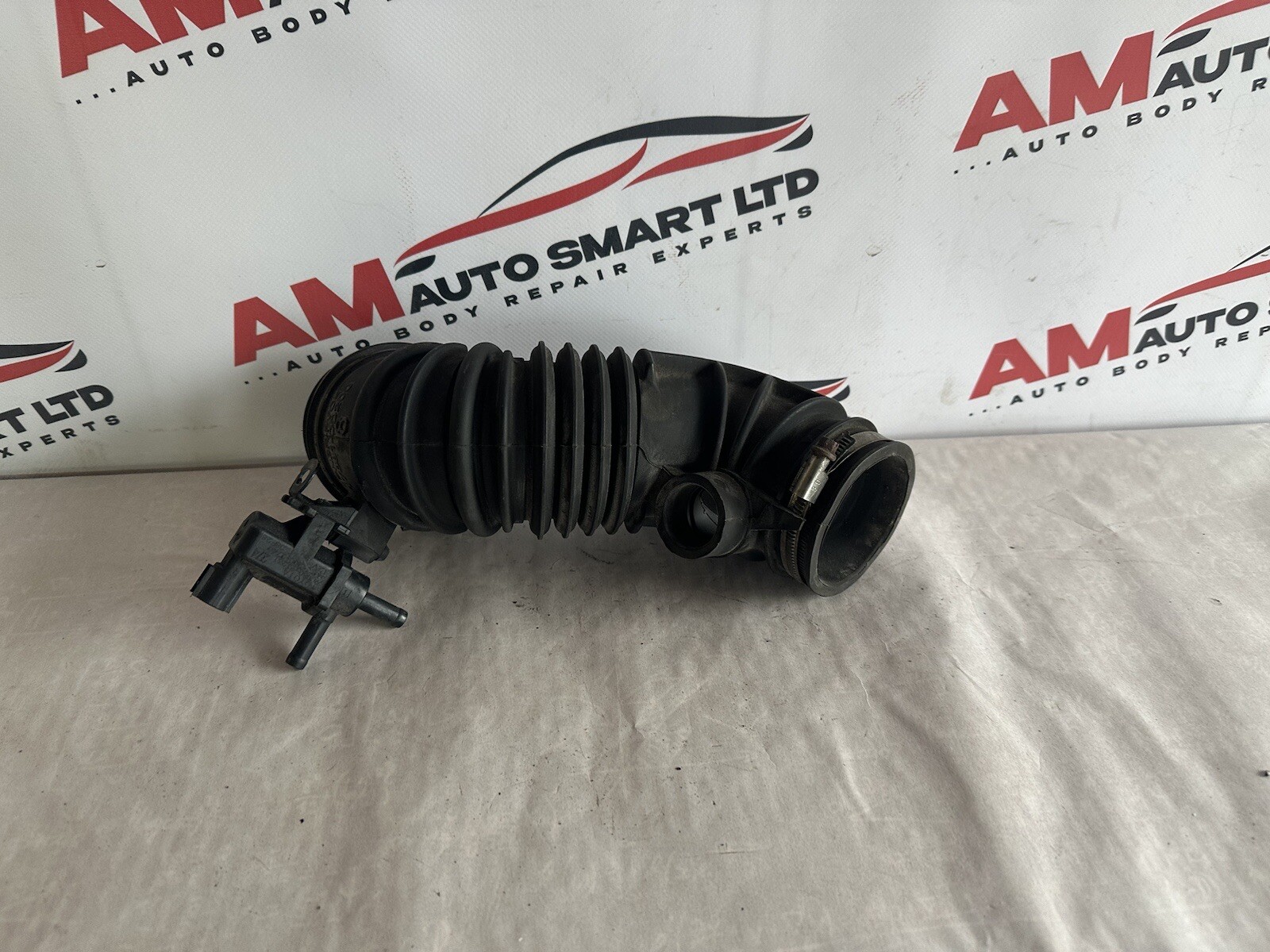 Toyota Yaris Air Pipe Intake 17881-OD200 17881OD200