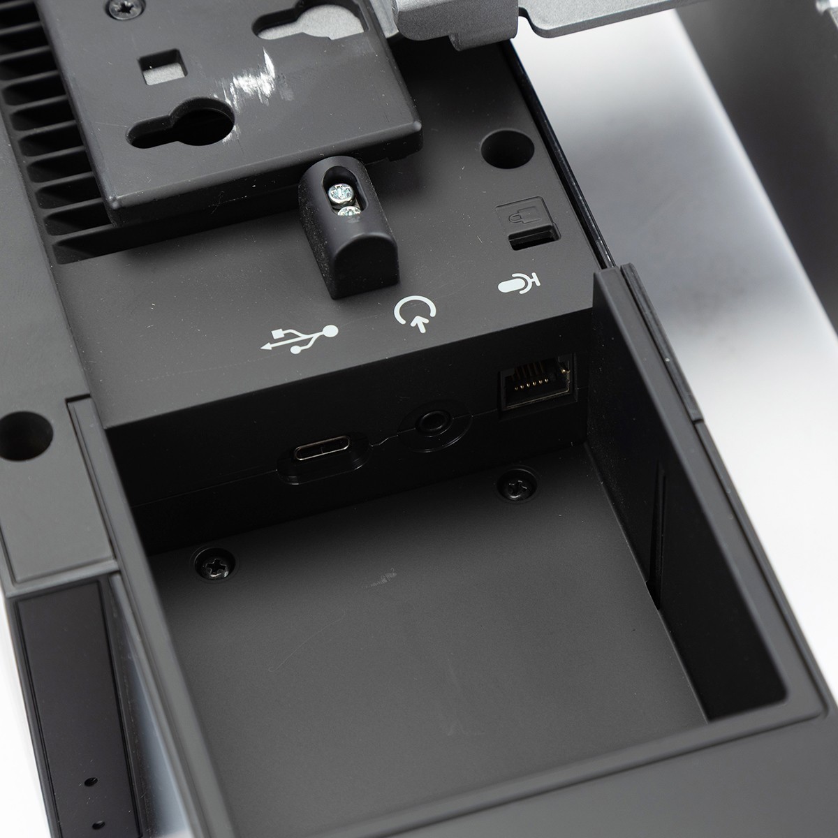 Polycom Studio P009 All-in-one USB 4K Smart Camera - SKU#2044867