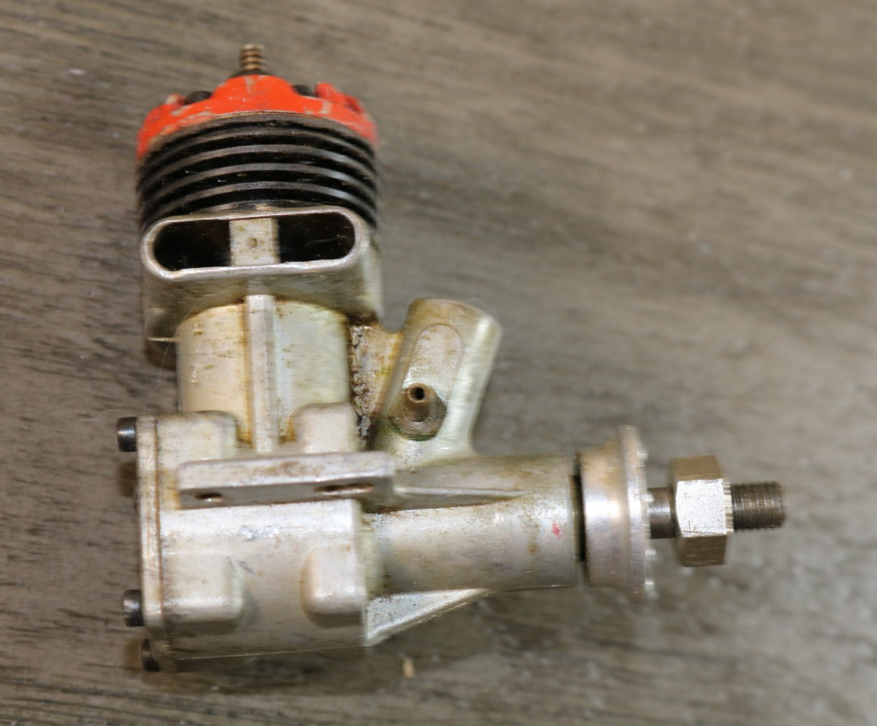 Vtg McCoy Red Head 19 RC CL Glow Plug Model Airplane Engine Good Compression!