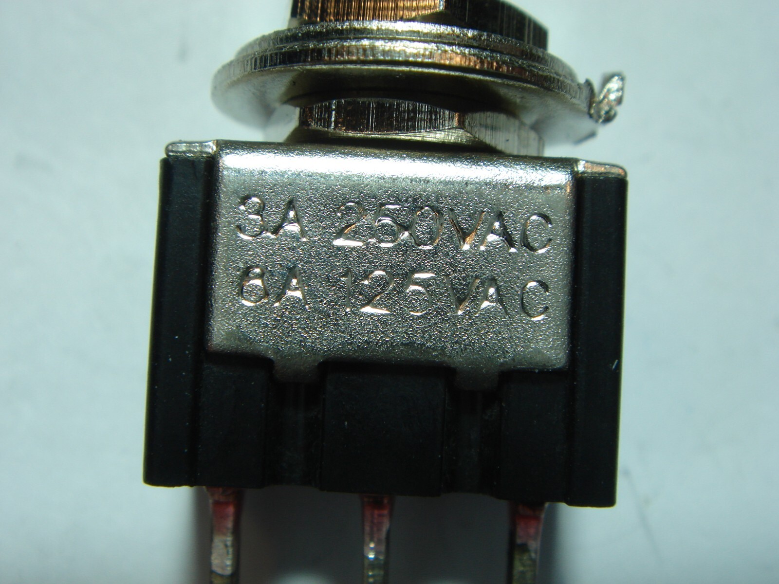 Toggle Switch Switch 1xUM 250V 3A #1-1154