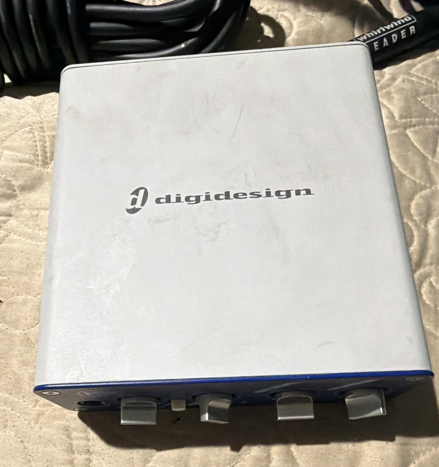 Digidesign Mbox 2 USB-Powered 2-Channel USB Audio Interface  NO CABLE