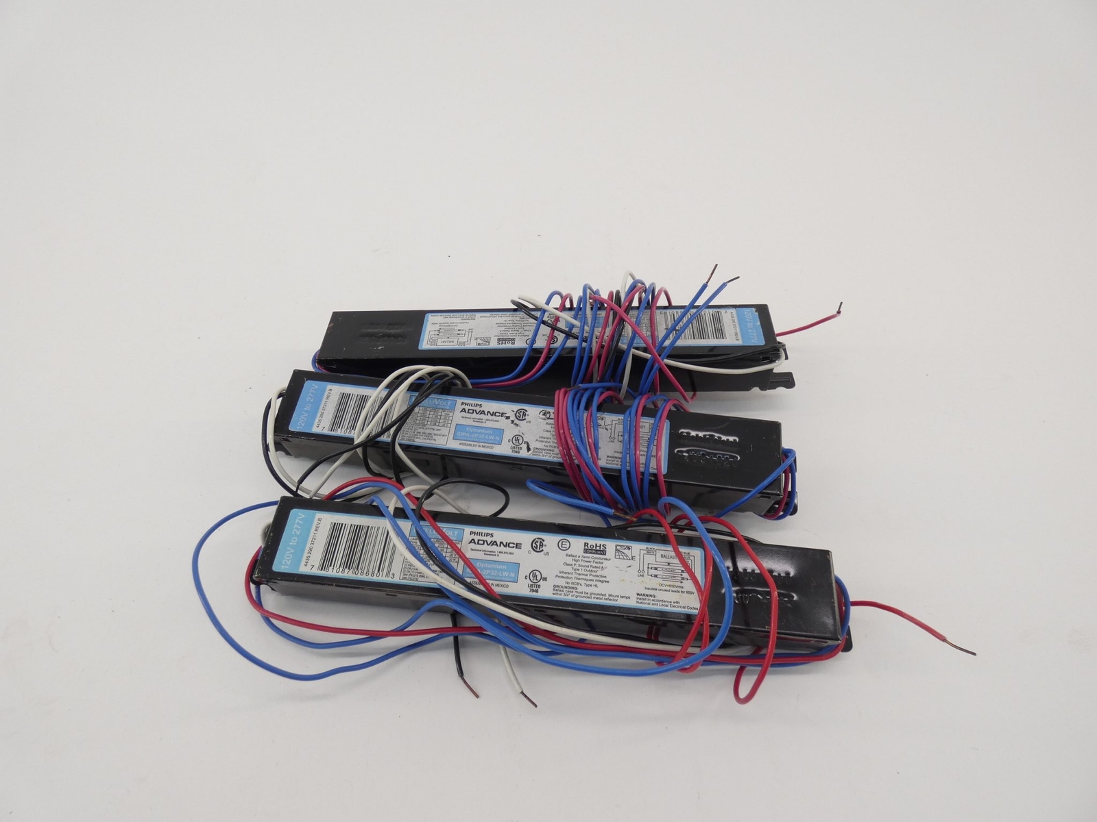 *Lot of 3* Philips 1OPA-2P32-LW-N Ballast 120-277V - NEW Surplus!