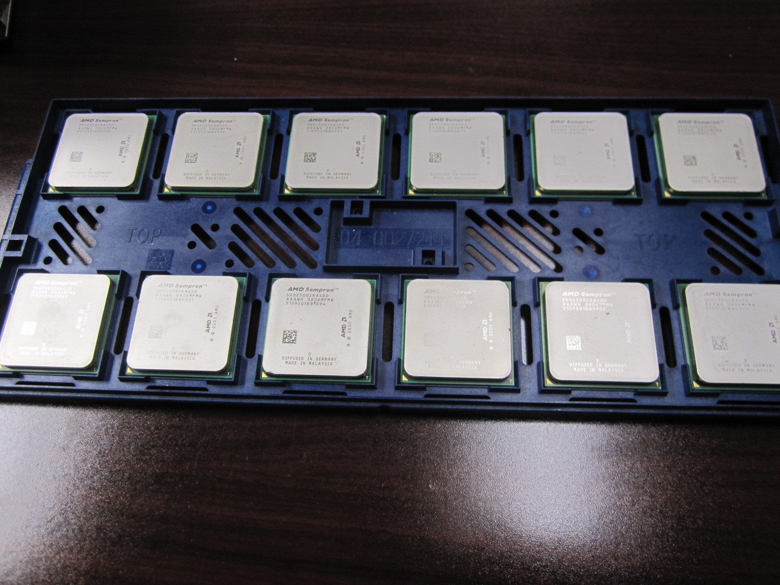 AMD Sempron 2300+ 2.2GHz Dual-Core (SDO2300IAA4DO) Processor