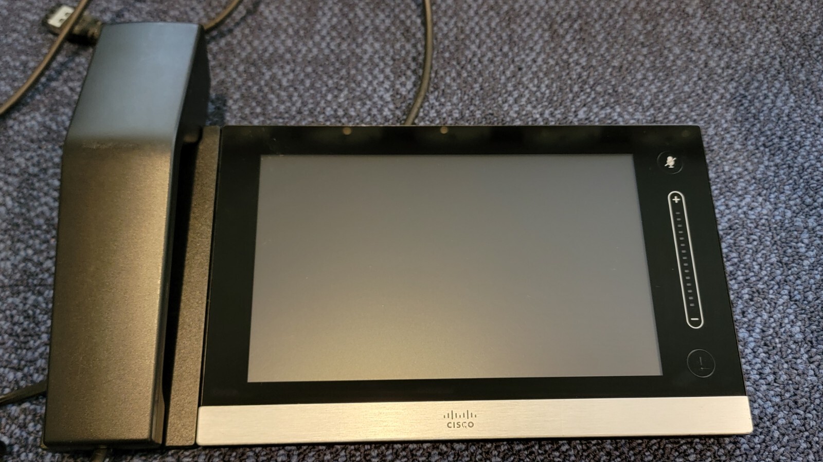 CISCO CTS-CTRL-DV8  Telepresence Control Panel Device 8'' w/ Handset