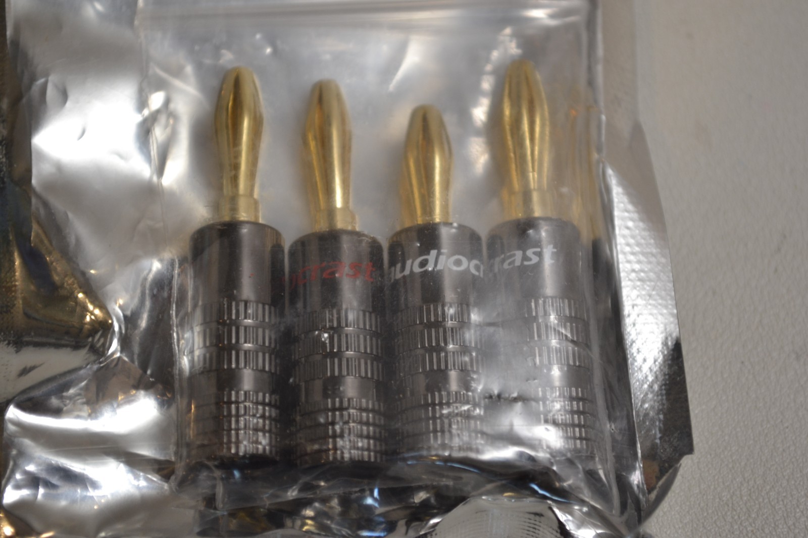LOT of 3 packages with 4 in each Tertullus Banana Plug 24K Gold Plated