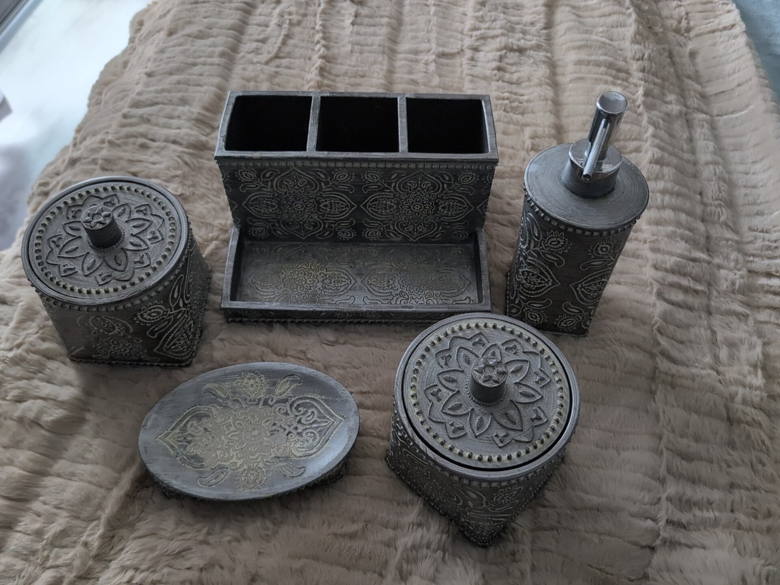 5 Piece Vanity Set: 2 Lidded Jars, Bar Soap Dish, Liquid Soap Pump Dispenser