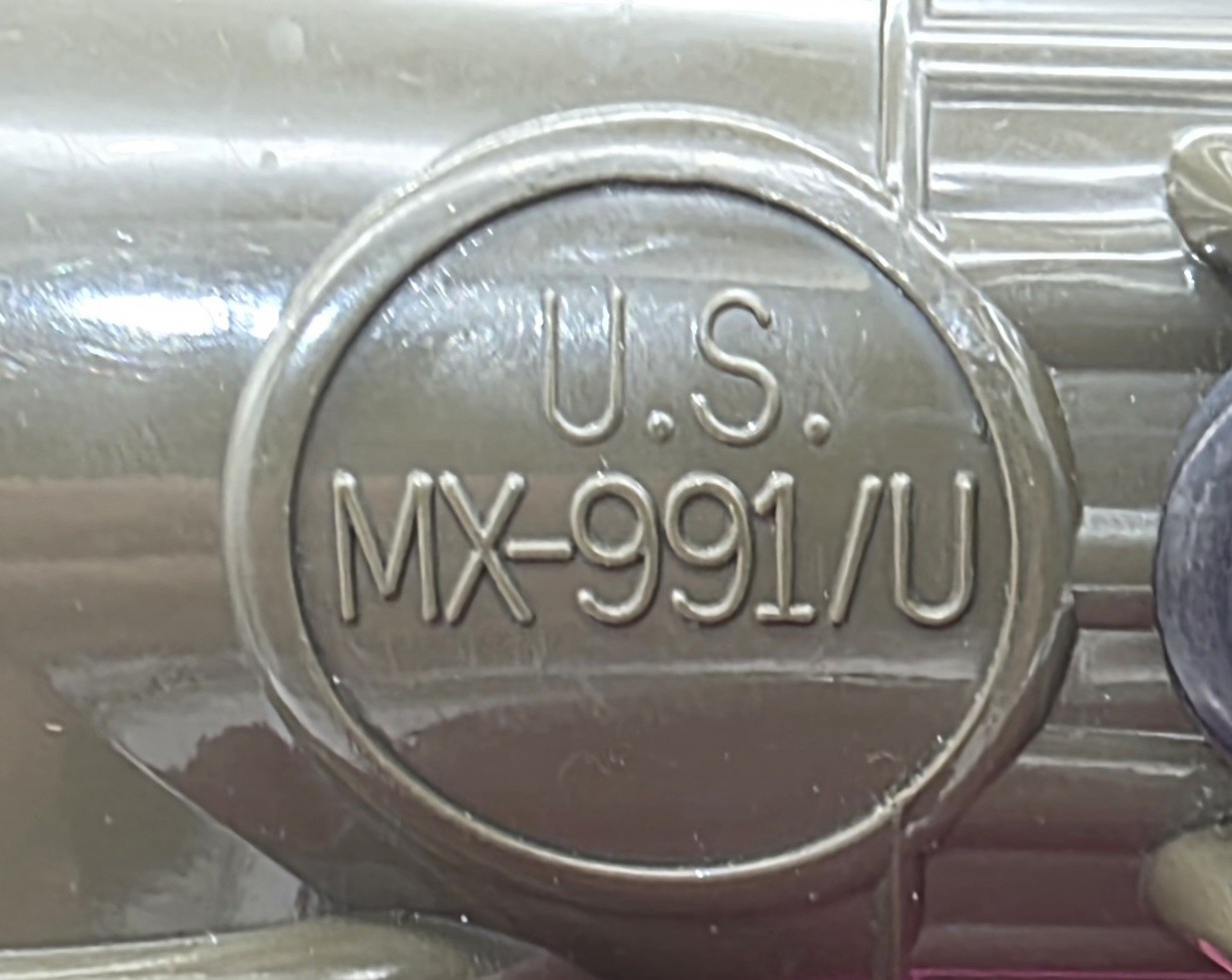 U.S Fulton US Army Green Right Angle Flashlight. MX-9914