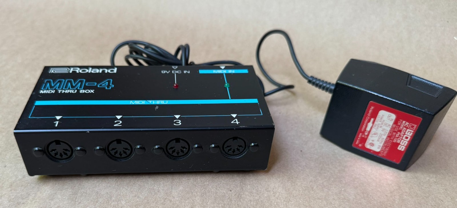 Roland MM-4 MIDI Thru Box Interface