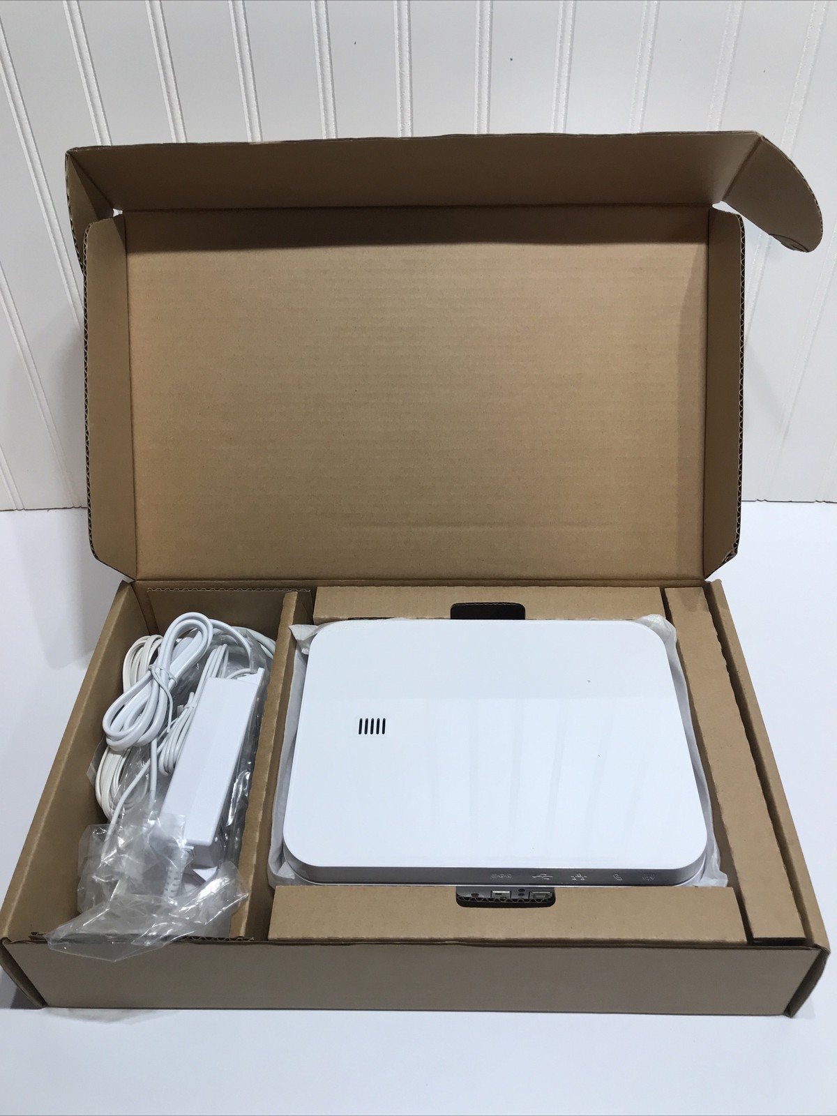 LifeShield Base Station S30R0-26 ADT Home Security Hub New S 30 - Open Box