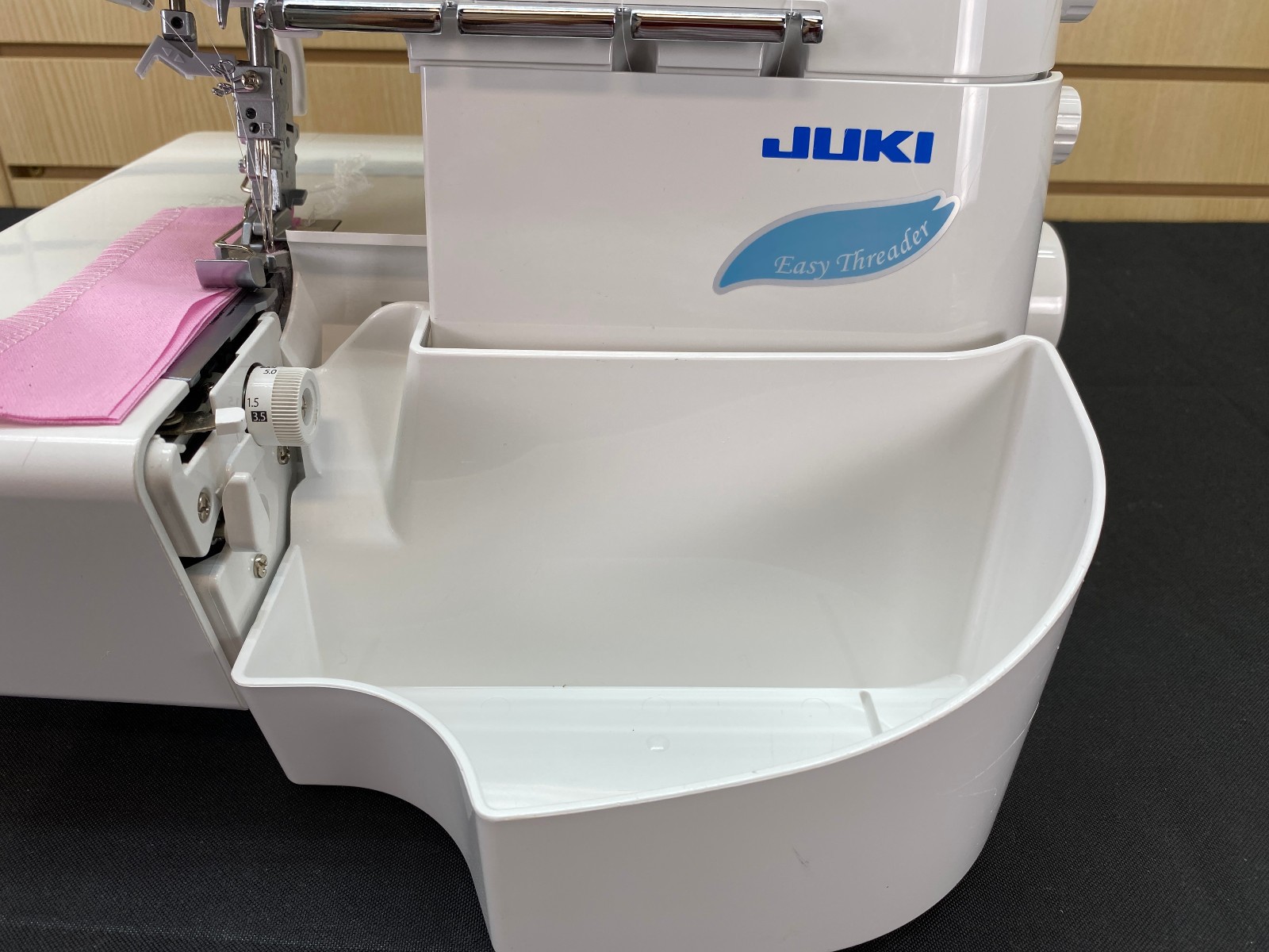 Juki MO-1000 Air Thread Overlock Serger Machine - Quality Pre-Owned ✅