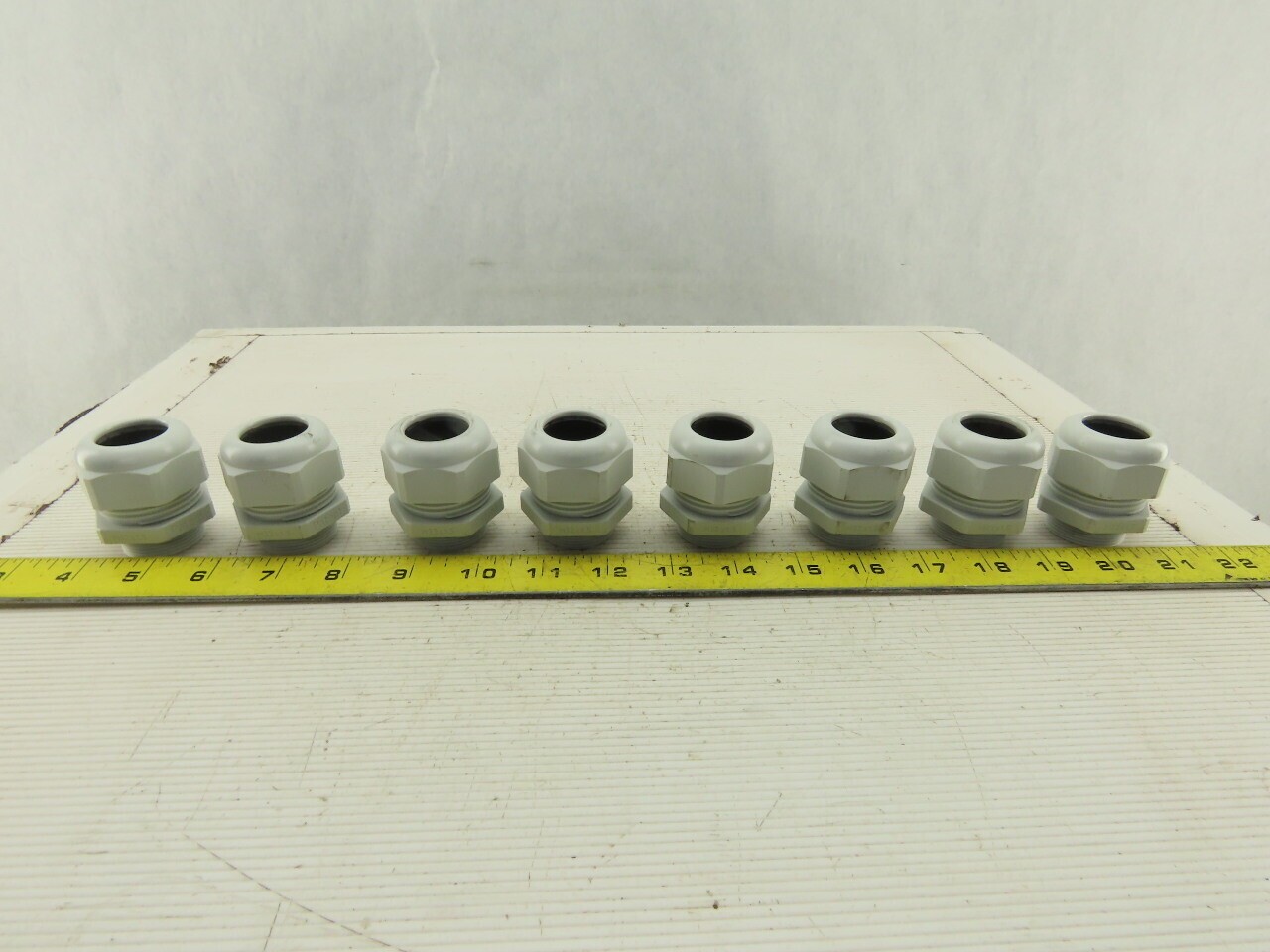 Harting 19000005196 Cable Clamp M32 18-25MM Plastic Lot of 8