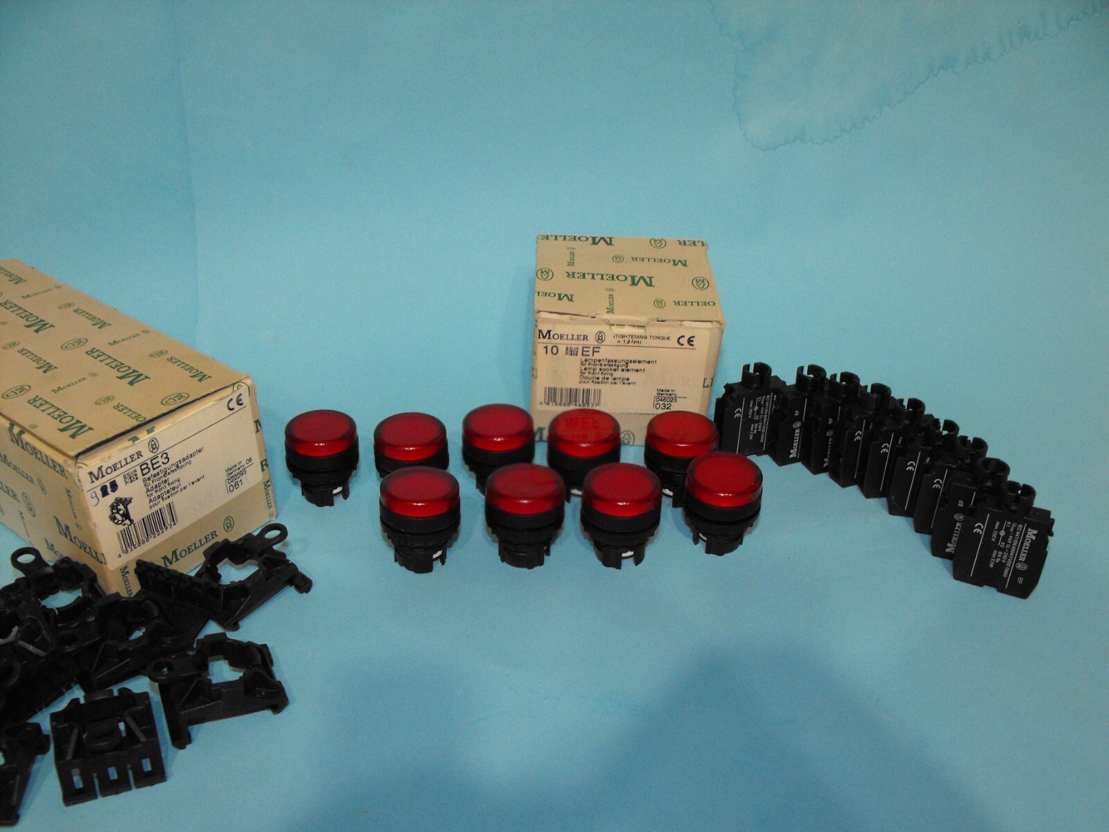 KLOCKNER MOELLER A22-RLF-RT+BE3+EF.Red Indicating Light Operator.(LOT9PCS).NEW