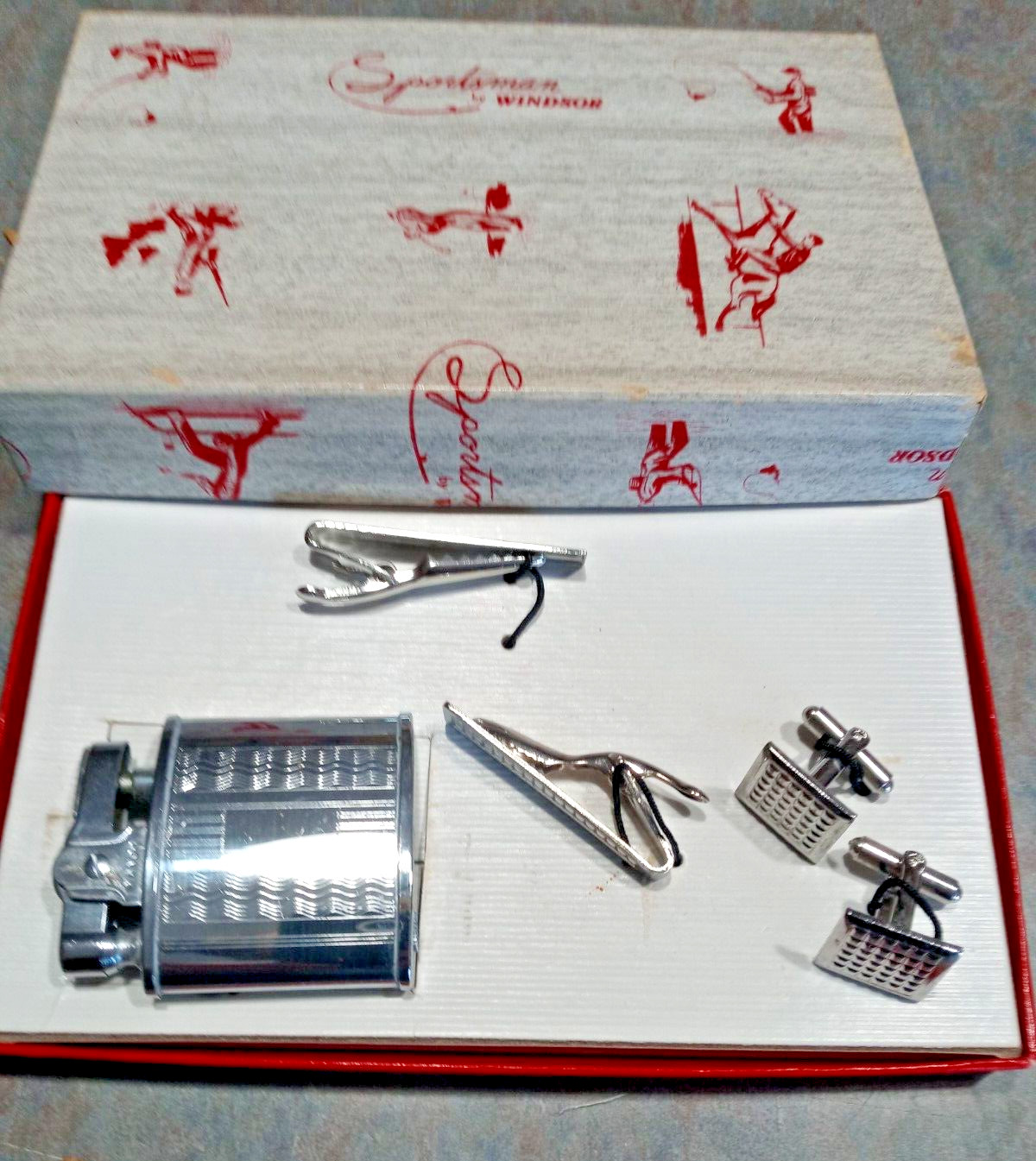 Vtg Sportsman Windsor lighter / cufflinks / tie clasp box set