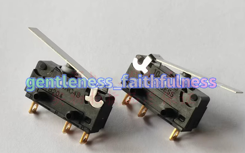 2PCS V4NC4S micro switch 3 feet with straight swing rod stroke limit pressing