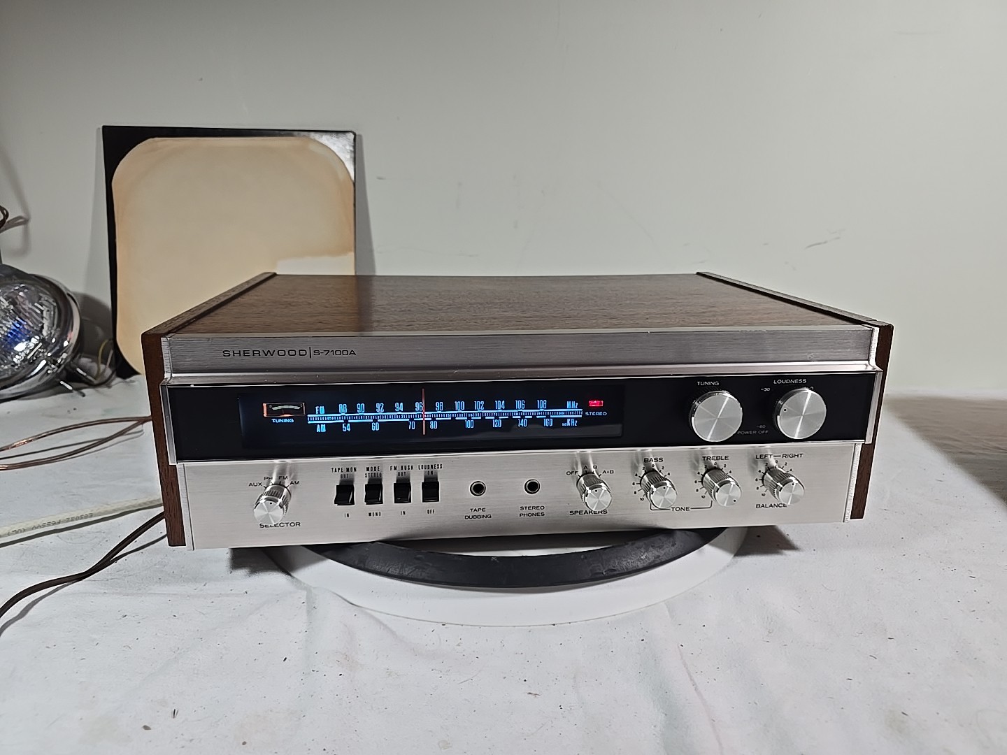 SHERWOOD S-7100A RECEIVER PROFESSIONALLY SERVICED REAL WOOD CASE VIDEO INCLUDED