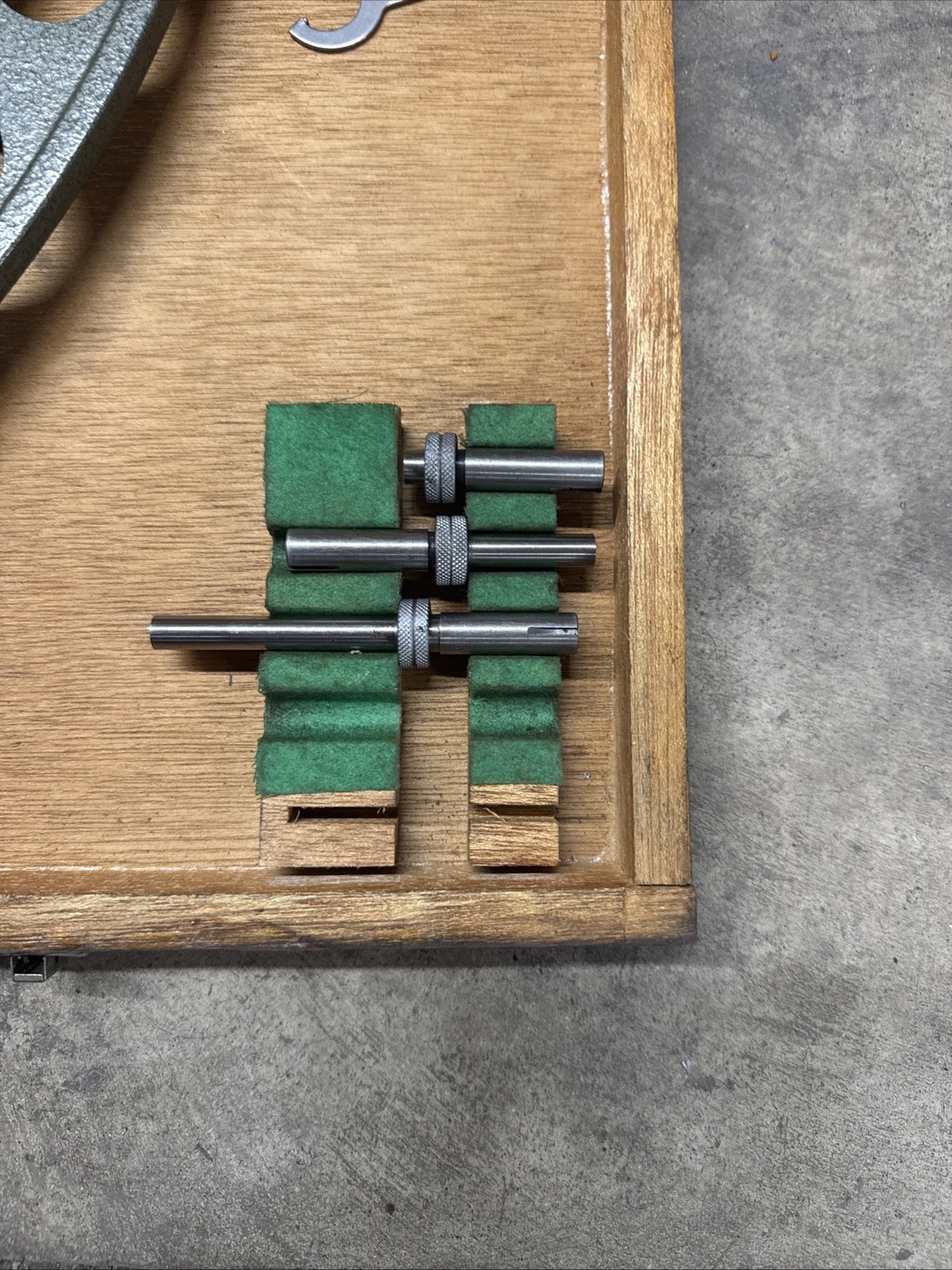 Mitutoyo 16”-20” OD Micrometer. Pt# 104-153