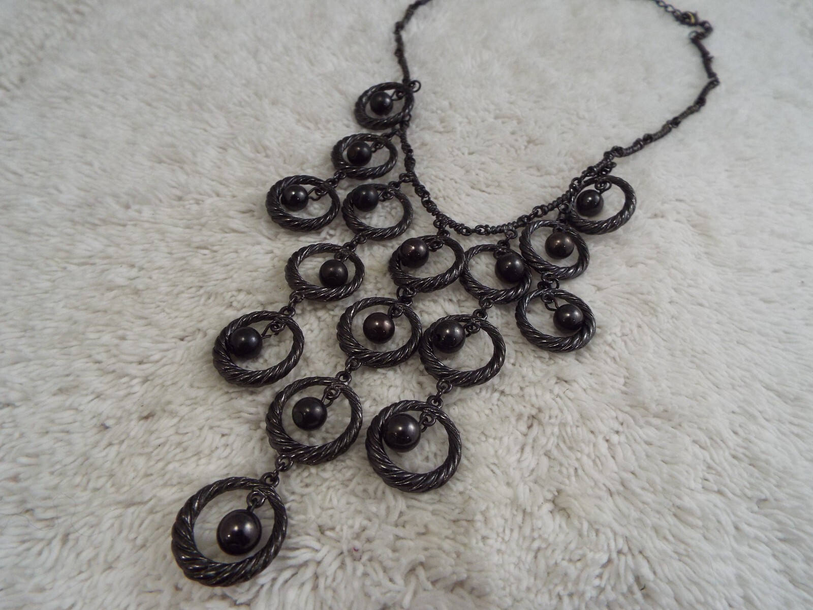 Gunmetal Ring Bead Bib Scoop Necklace (J15)