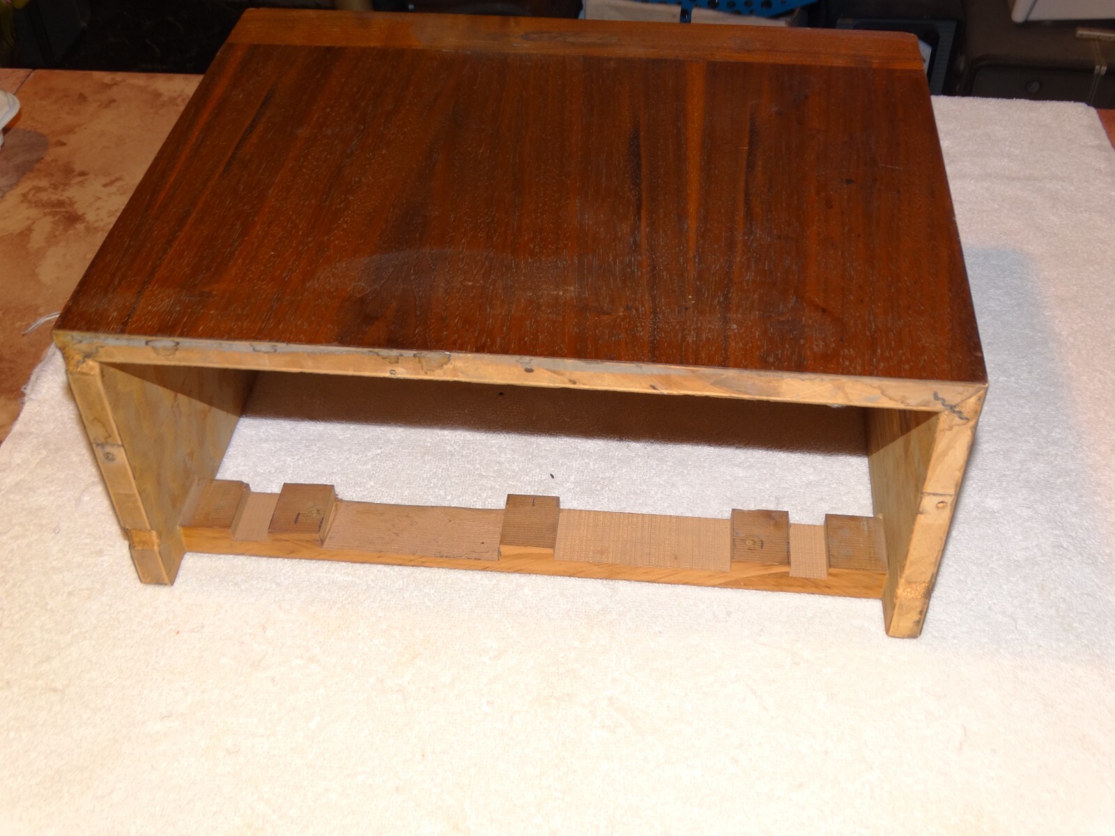 Vintage Wood Case *READ*
