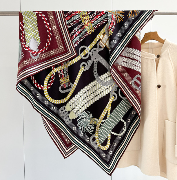 70%Cashmere 30% Silk Shape 53'' Neckerchief 2 face Saddle strap Print Scarf Wrap