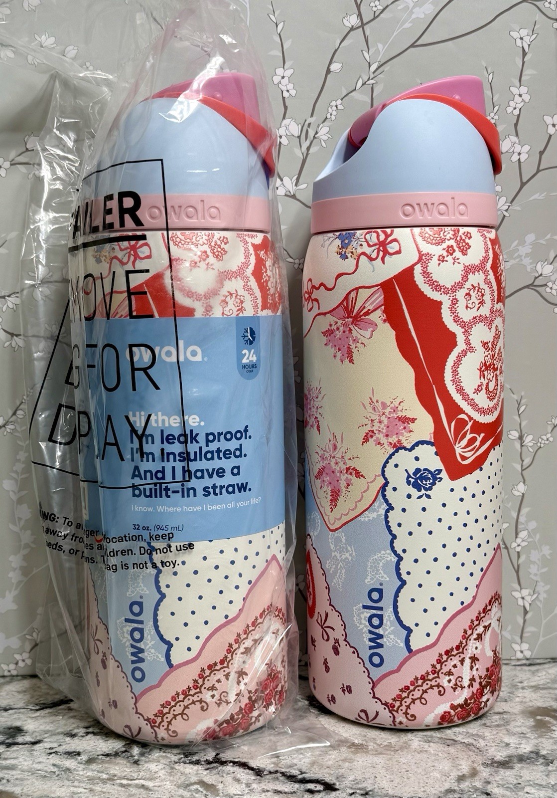 Owala "Hankies” 32oz Bottle Valentines Special Edition Pink Patchwork 1Pack