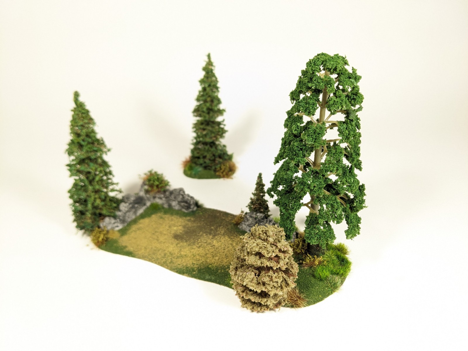 2pc WOODED RUINS: 8.5" x 3.25" x 6" w 5 Trees Foliage & Mini Dio 15mm 28mm #548