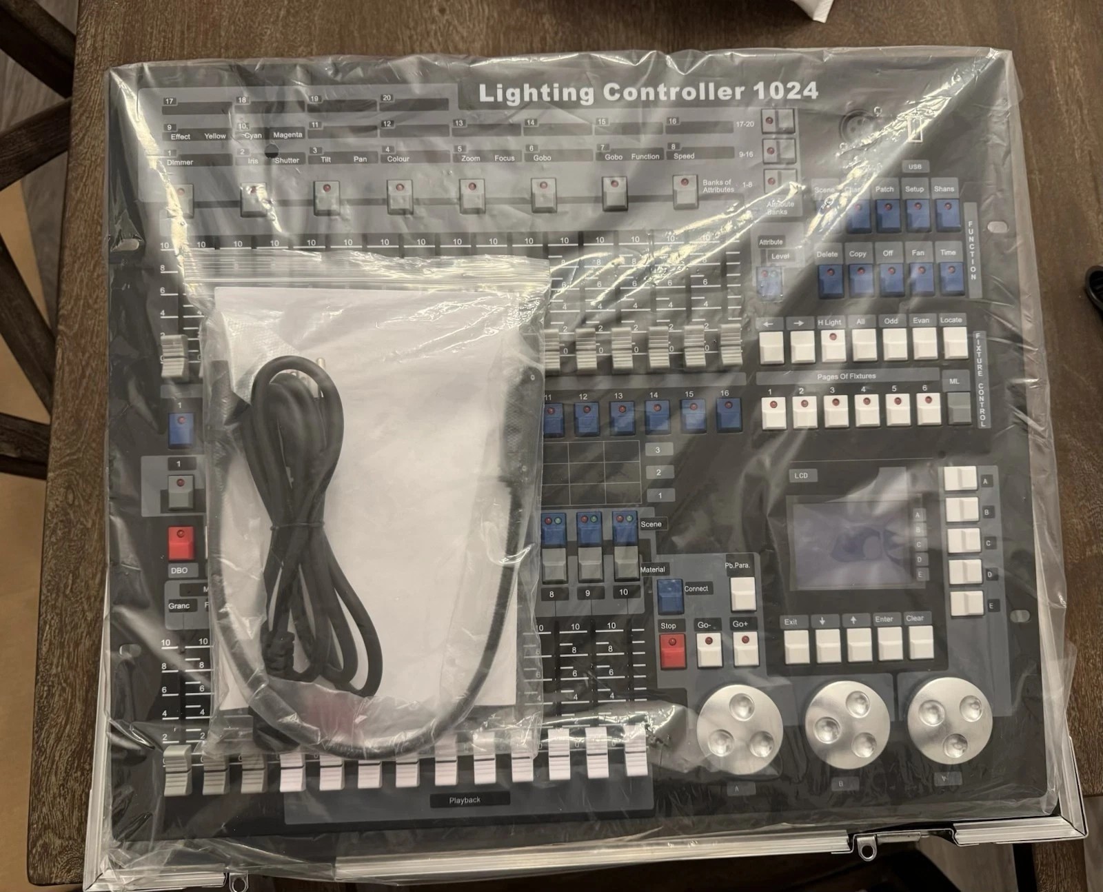 1024 DMX Controller DJ Professional Controller Stage Equipment DMX Dj Light/case