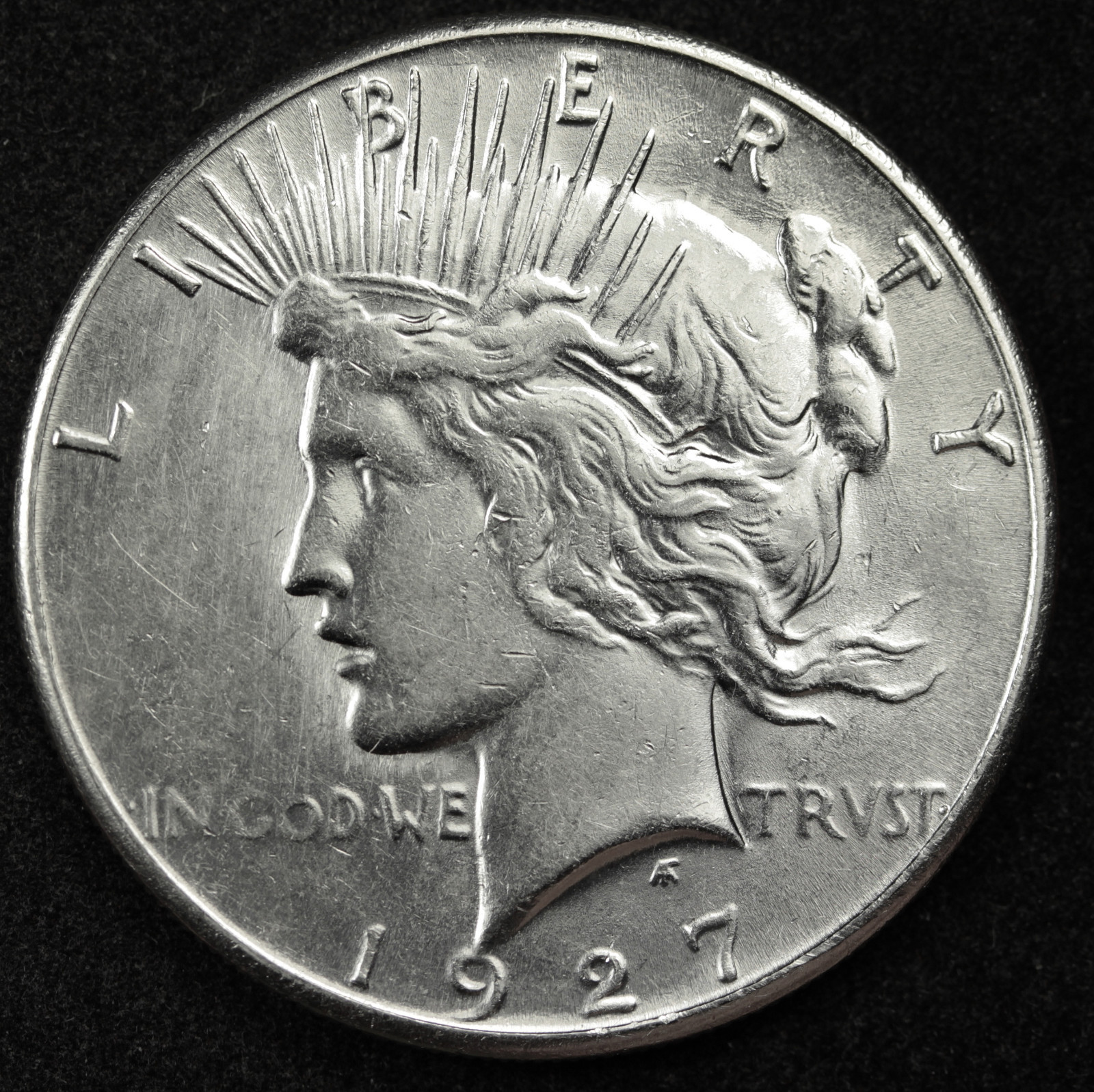 1927-s Peace Silver Dollar.  A.U.  85199   (Inventory A)