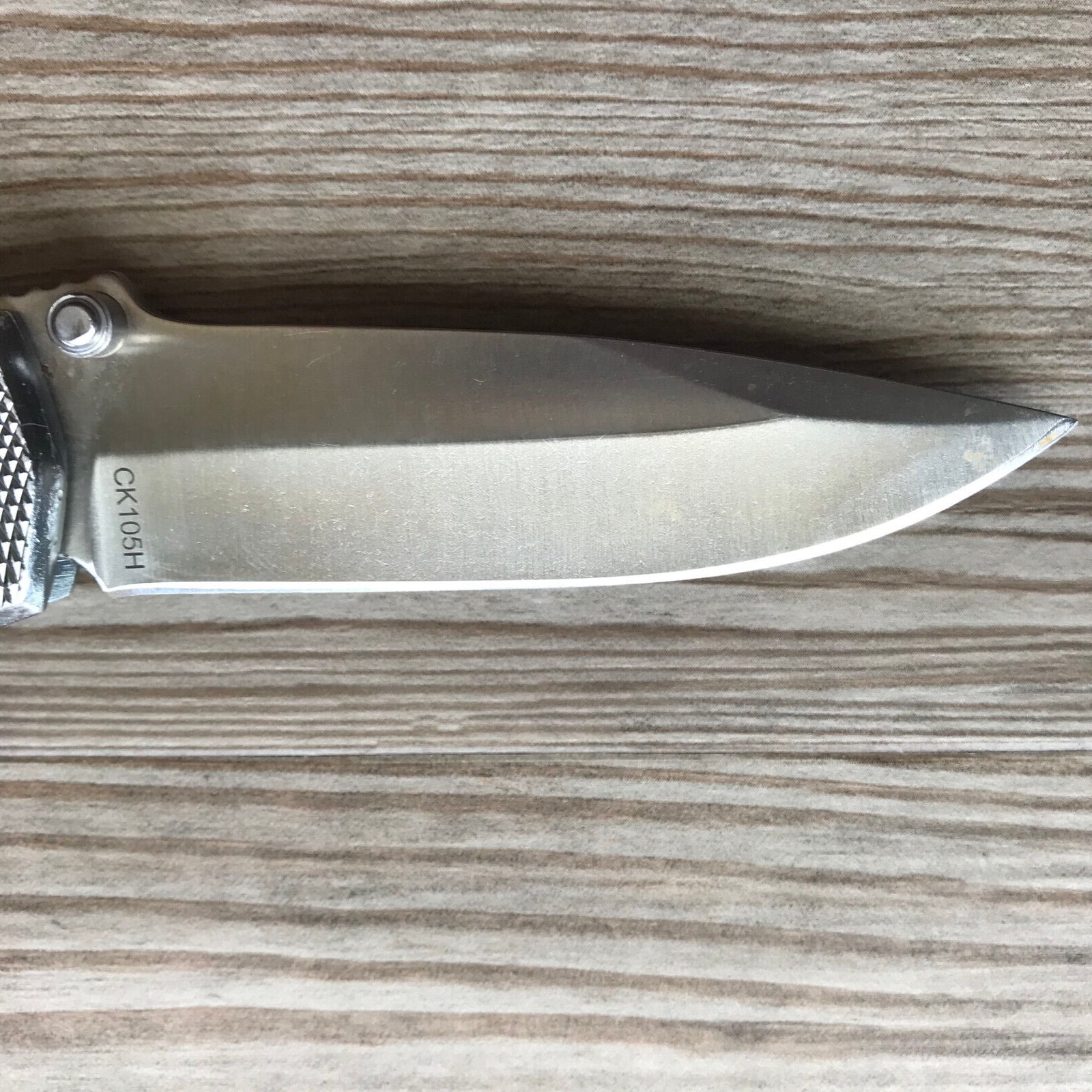Smith & Wesson SS Extreme Ops CK105H Plain Edge Folding Knife Stainless