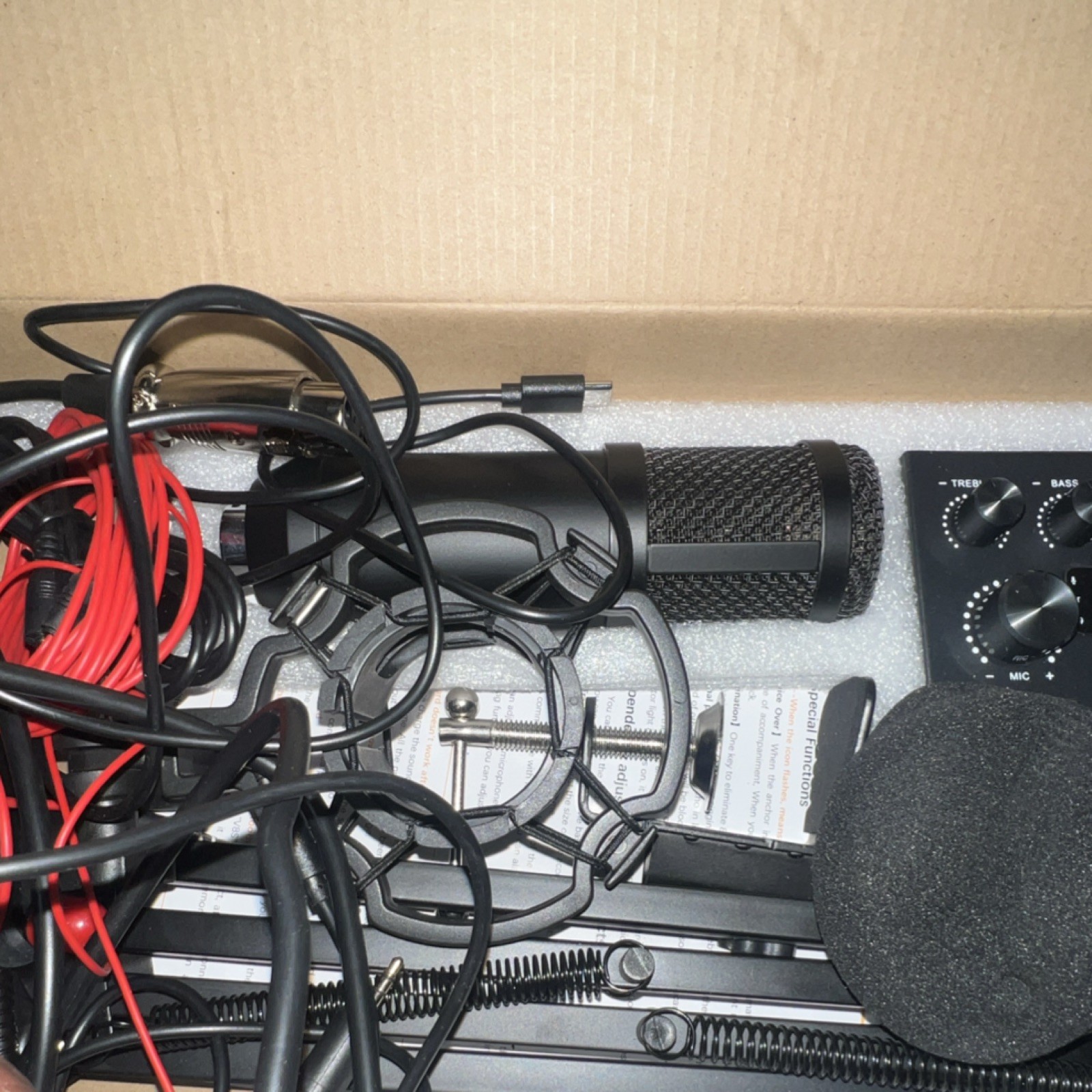 Legendary Vocal Podcast Audio Interface Bundle with Microphone and Sound Card