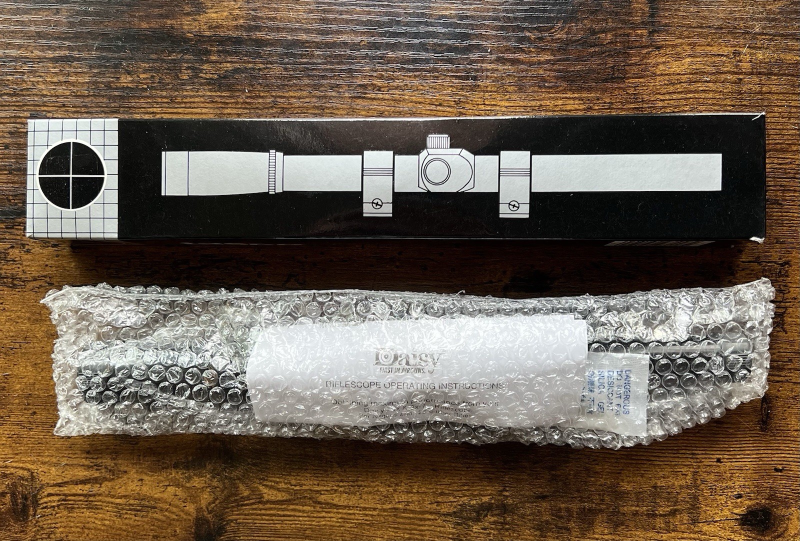 Tasco RF4X15 Rimfire Rifle Scope 15mm 4x15 mm Reticle new With Box.