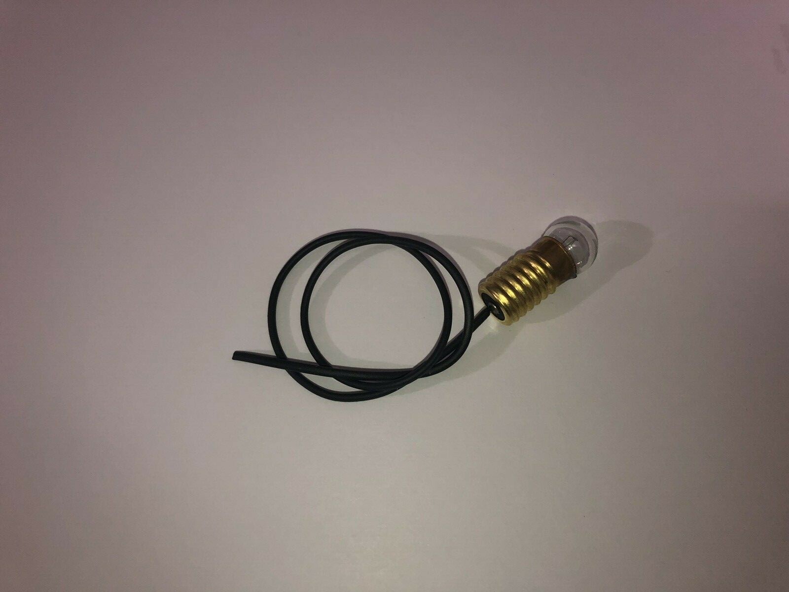 LIONEL PART ,671 675 2020 2025 2035 HEADLAMP SOCKET WITH BULB & LAMP CONTACT