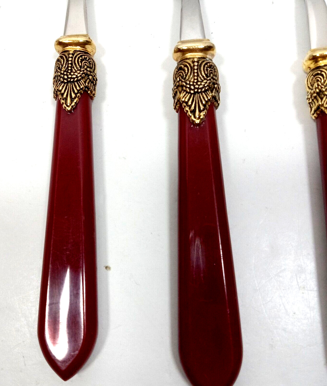Hampton Silversmiths Stella Red Stainless Flatware 5 Piece Place Setting Retired