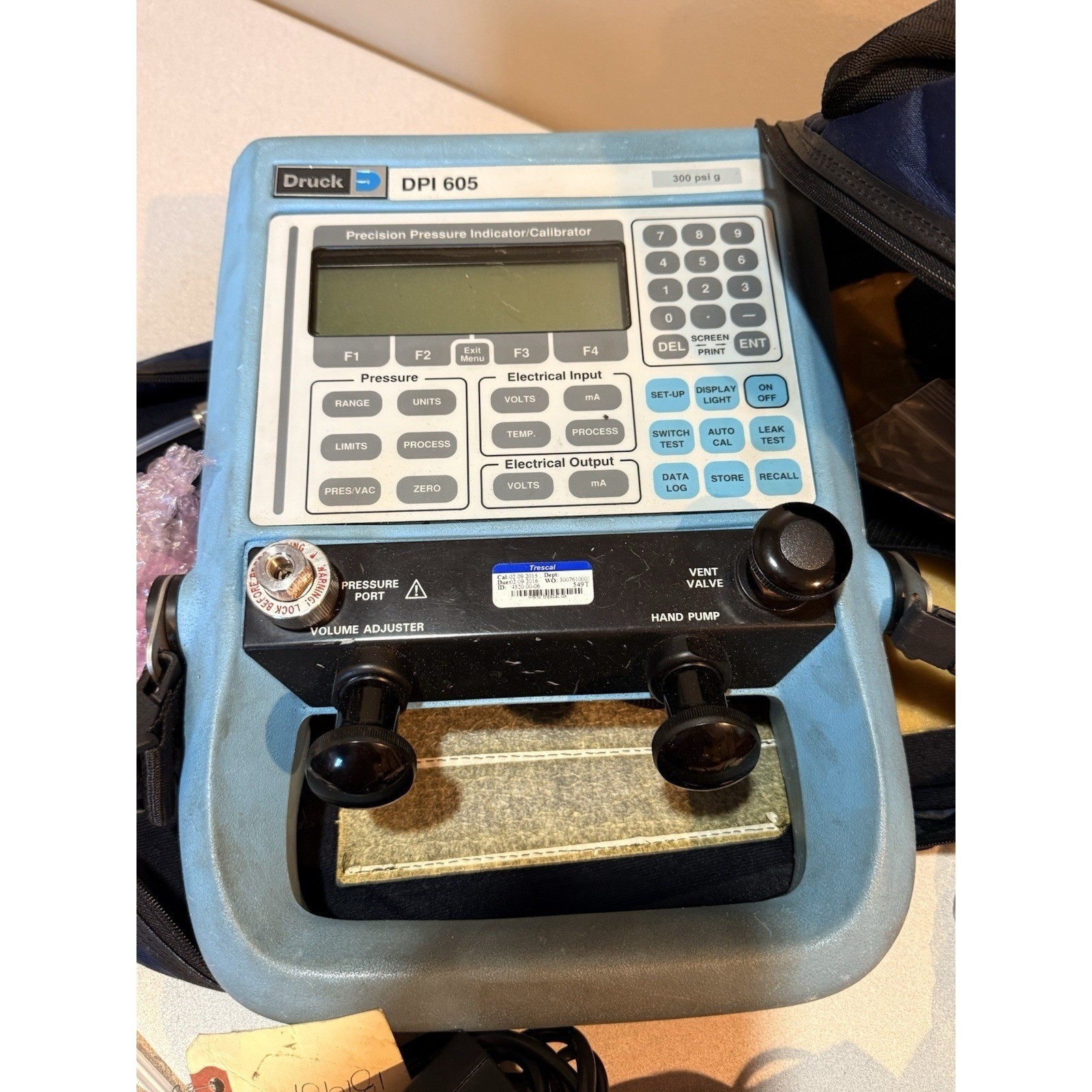 Druck DPI 605 Precision Pressure Calibrator Indicator KA 136, ISSUE X1 Used