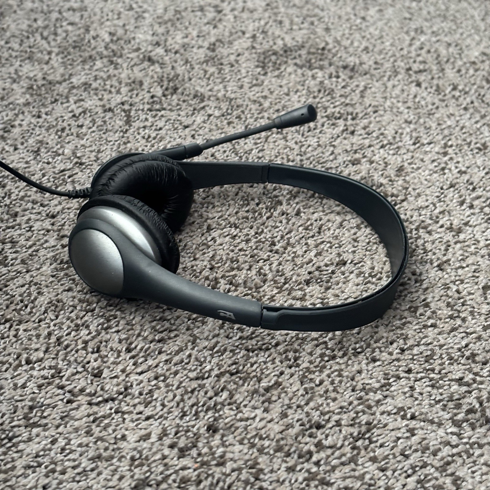 Cyber Acoustics Stereo Gaming Headset Wired Adjustable Over Ear Microphone
