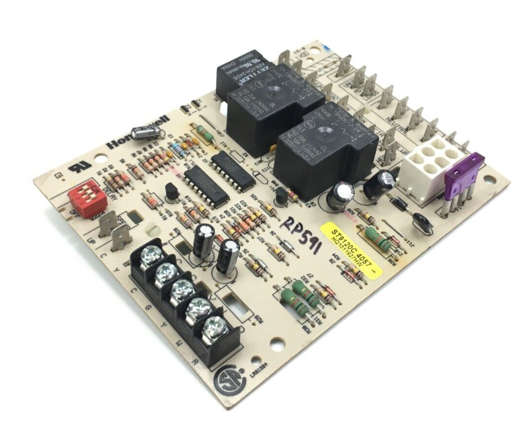 Honeywell ST9120C 4057 Furnace Control Board HQ1011927HW used ref. #RP591**