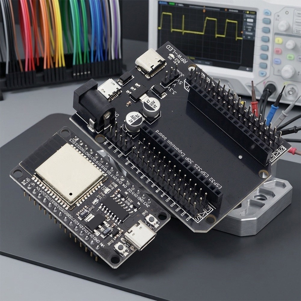 2pcs USB-C Development Board for ESP32 with WiFi Support for IoT Projects